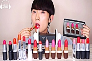 چالش غذا خوری آسمر به سبک لوازم آرایشی